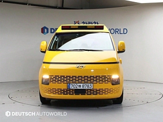 HYUNDAI STARIA 2024