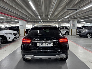 MERCEDES BENZ GLA-CLASS X156 2019