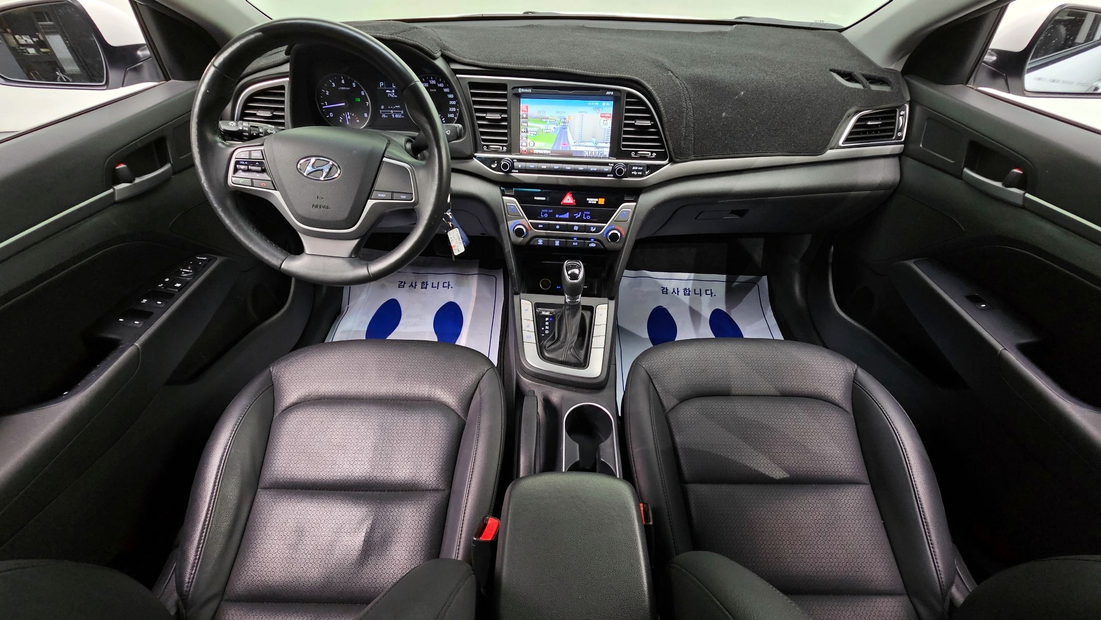 HYUNDAI AVANTE AD