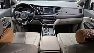 KIA CARNIVAL 2017