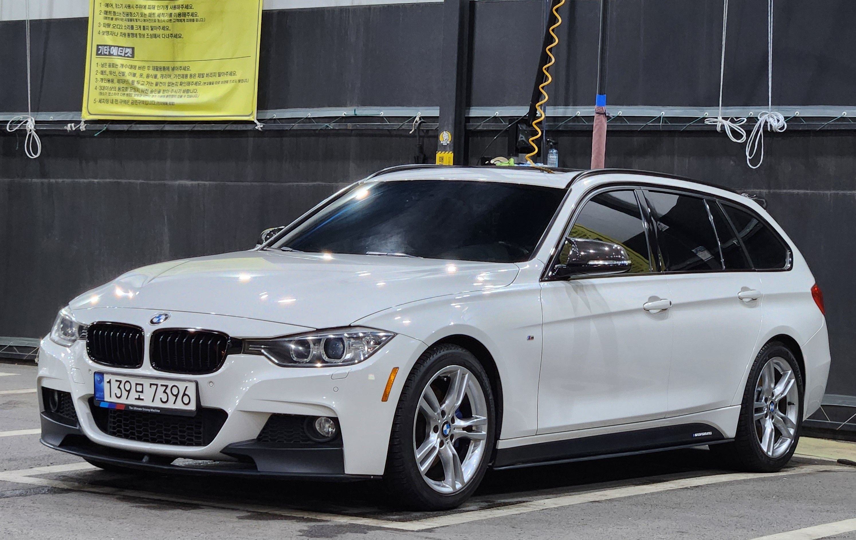 BMW 3-SERIES F30