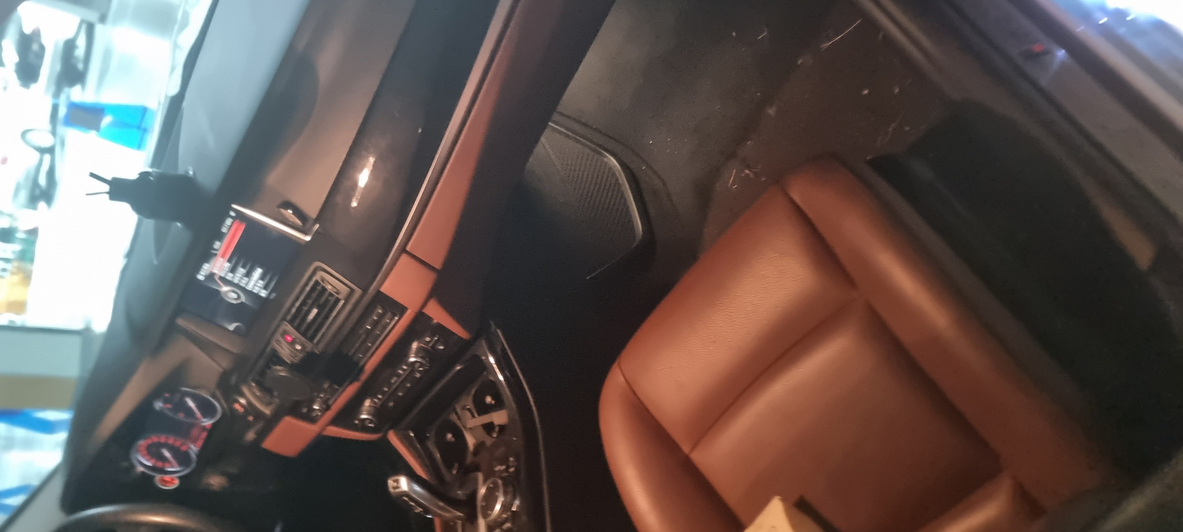 BMW 5-SERIES F10 2016