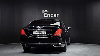 GENESIS EQ900 2016