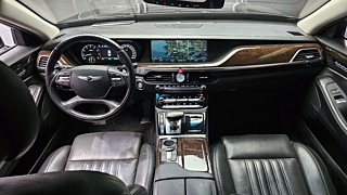 GENESIS EQ900 2016