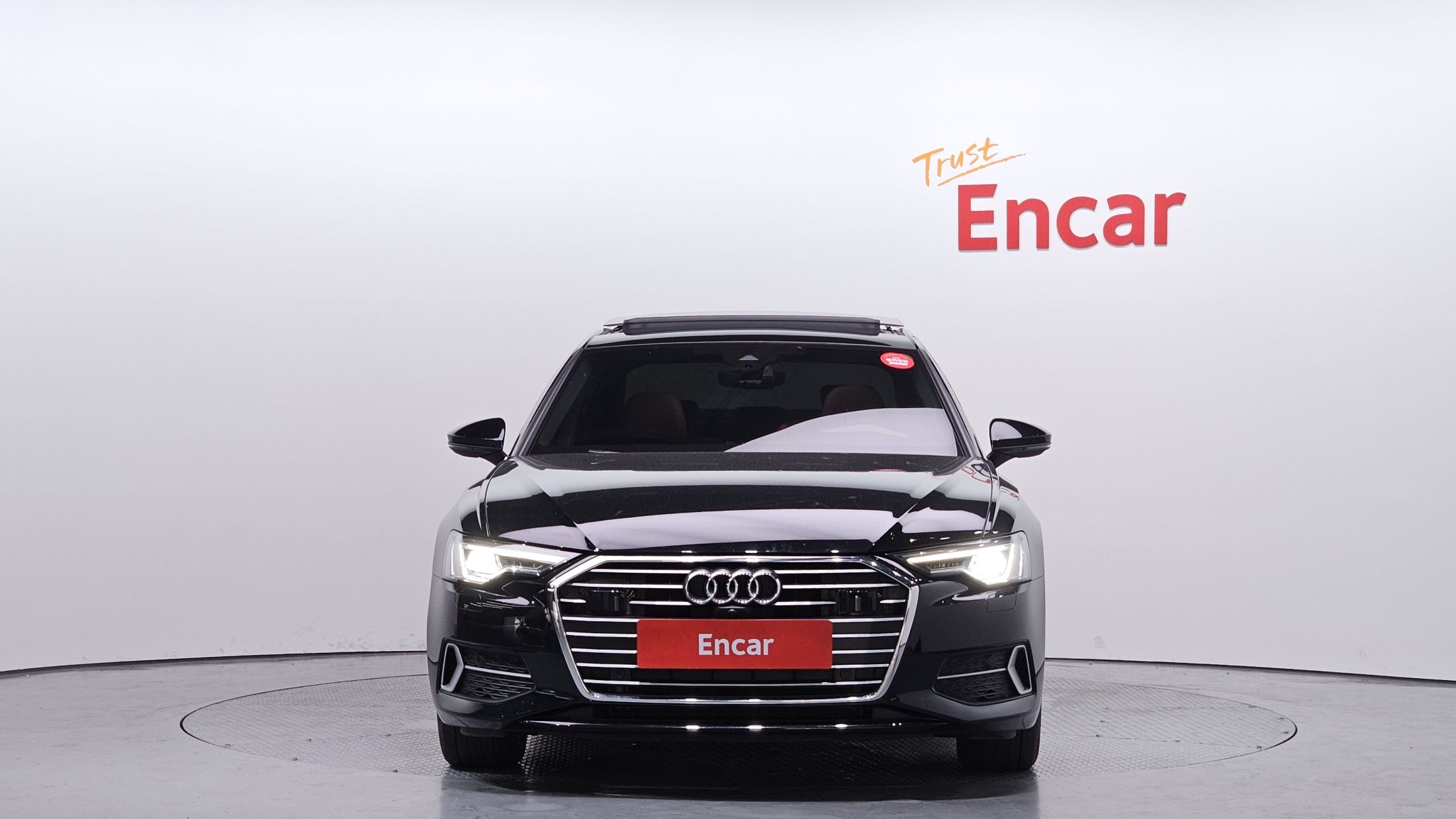 AUDI A6 C8