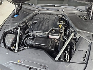 GENESIS G80 RG3 2024