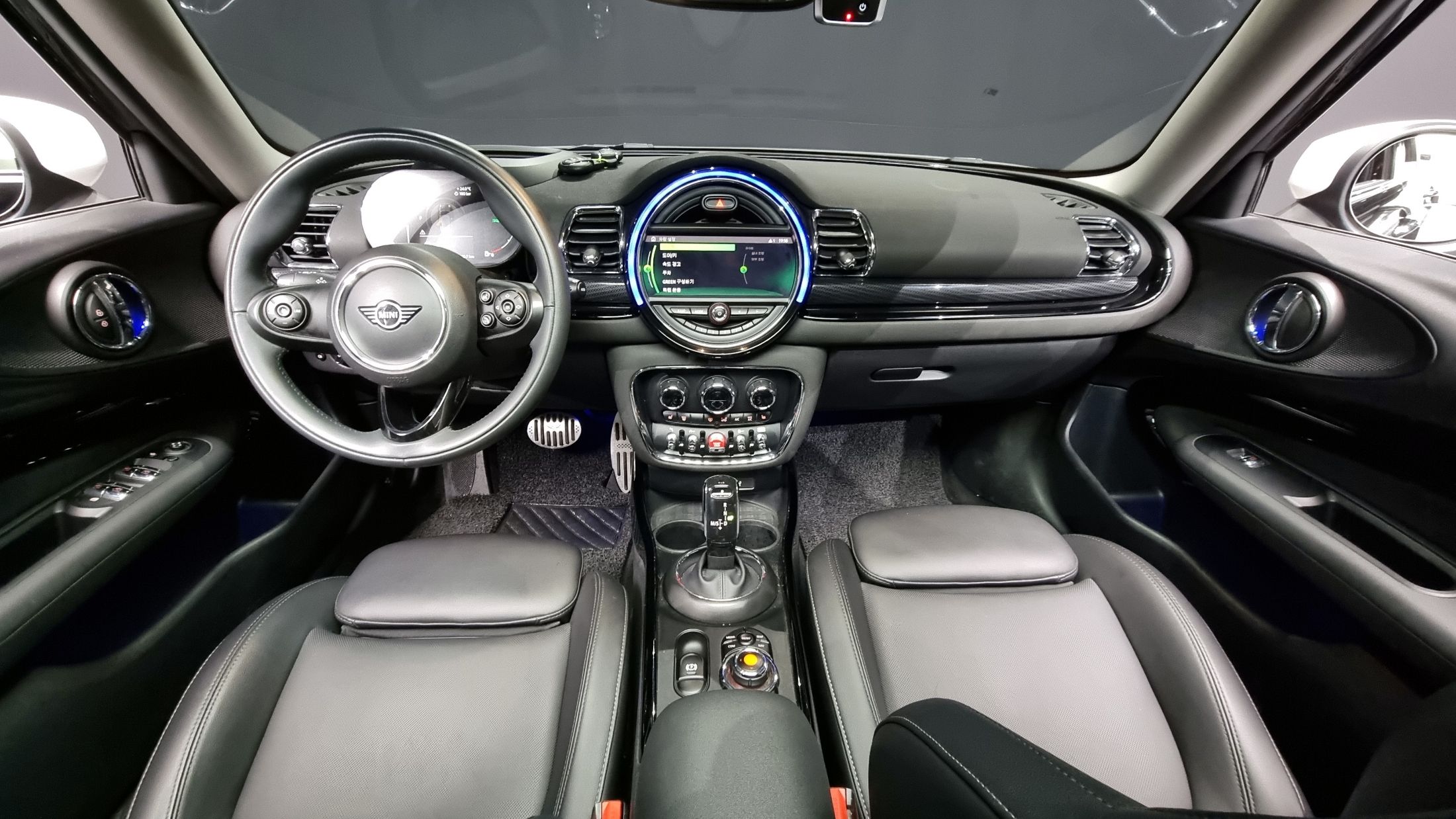 MINI CLUBMAN COOPER D
