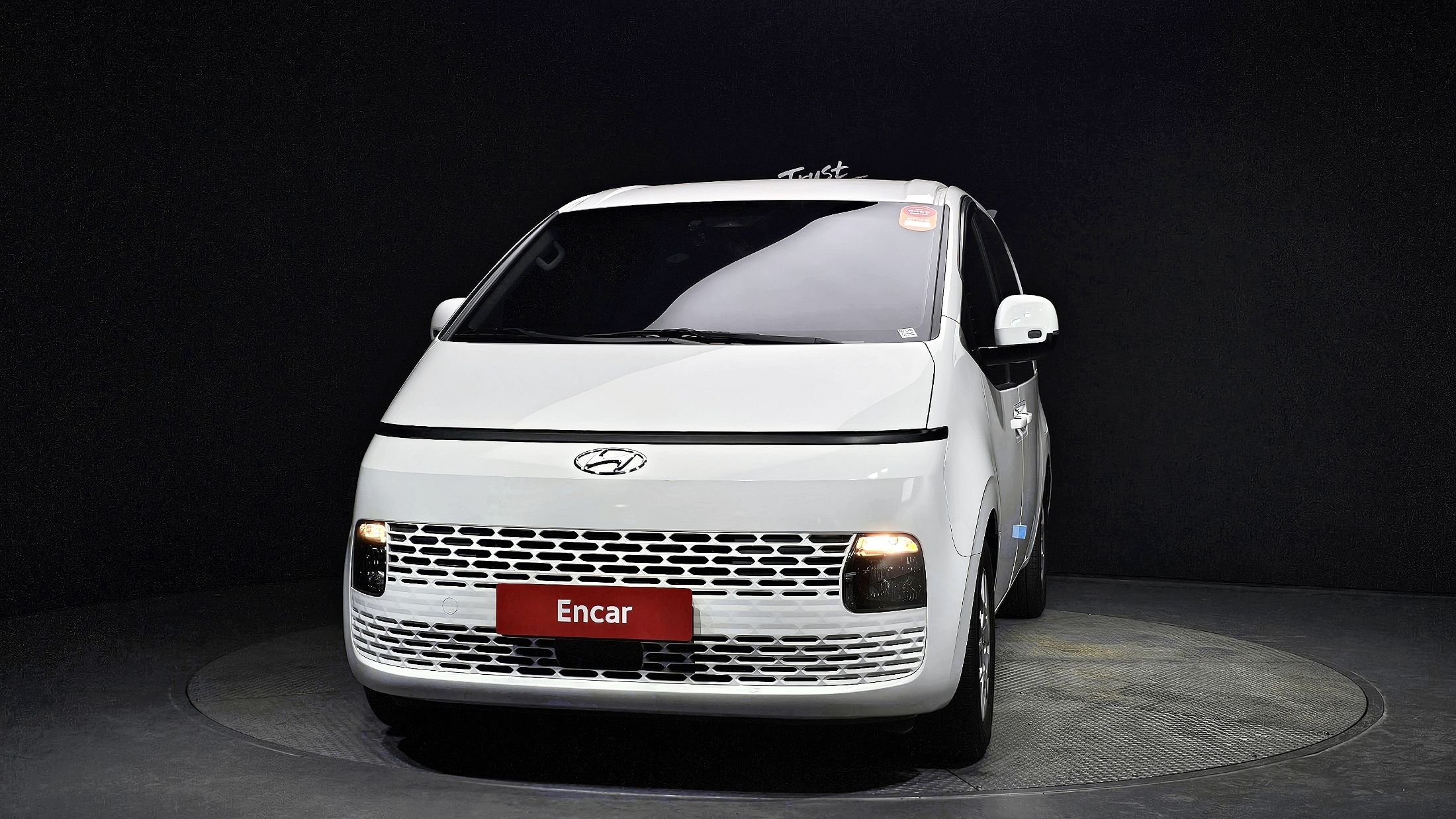 HYUNDAI STARIA 2022