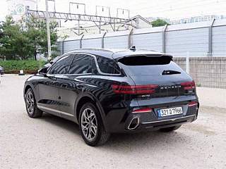 GENESIS GV70 2021