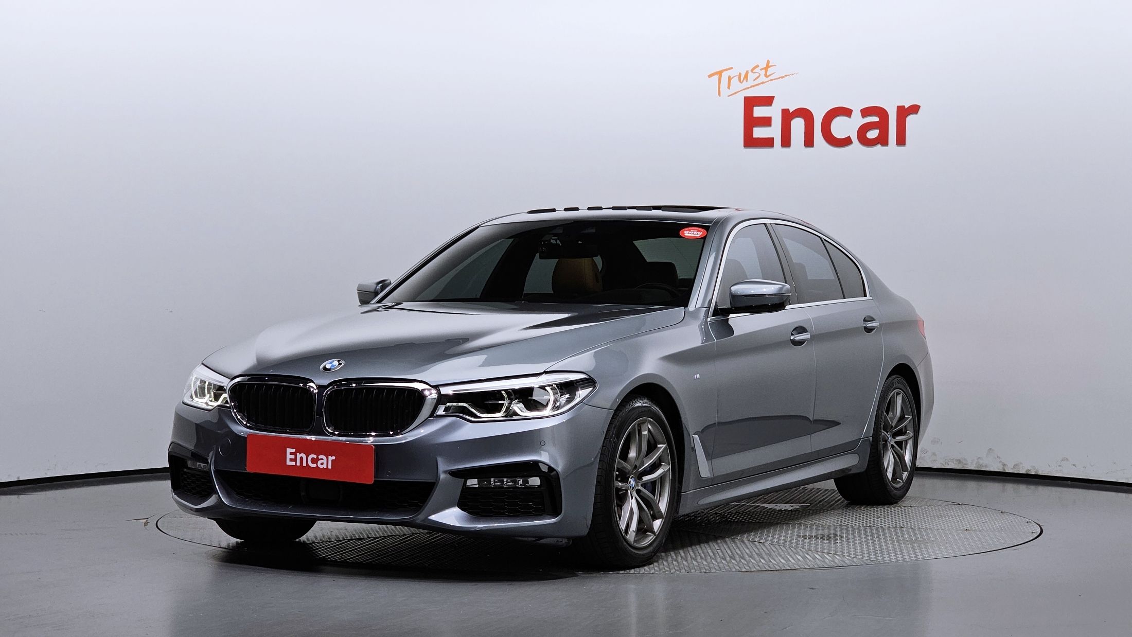 BMW 5-SERIES G30 2018