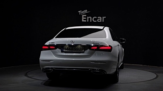 MERCEDES BENZ E-CLASS W213 2021