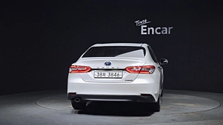 TOYOTA CAMRY XV70 2018