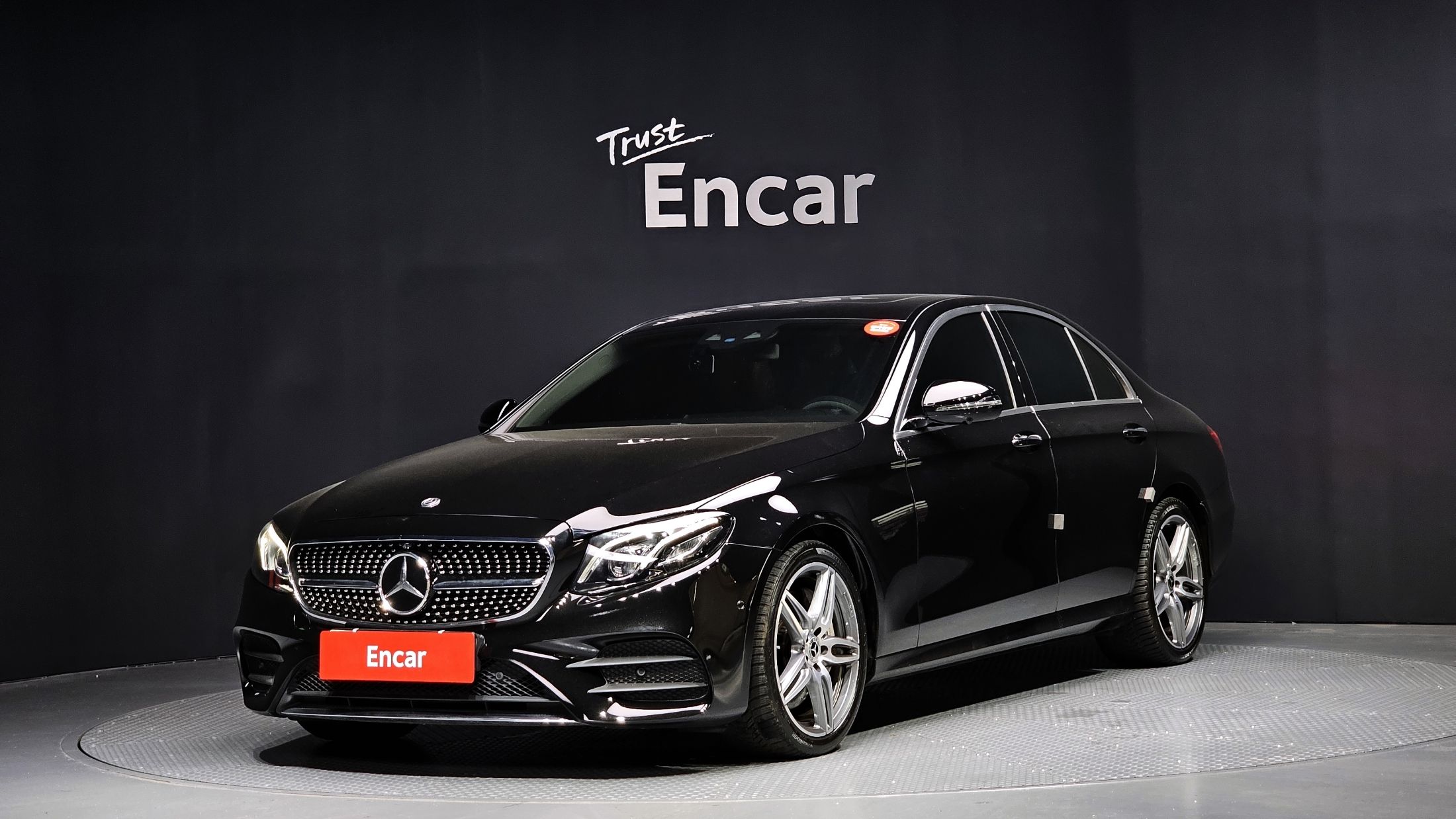 MERCEDES BENZ E-CLASS W213 2019
