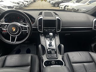 PORSCHE CAYENNE 2016