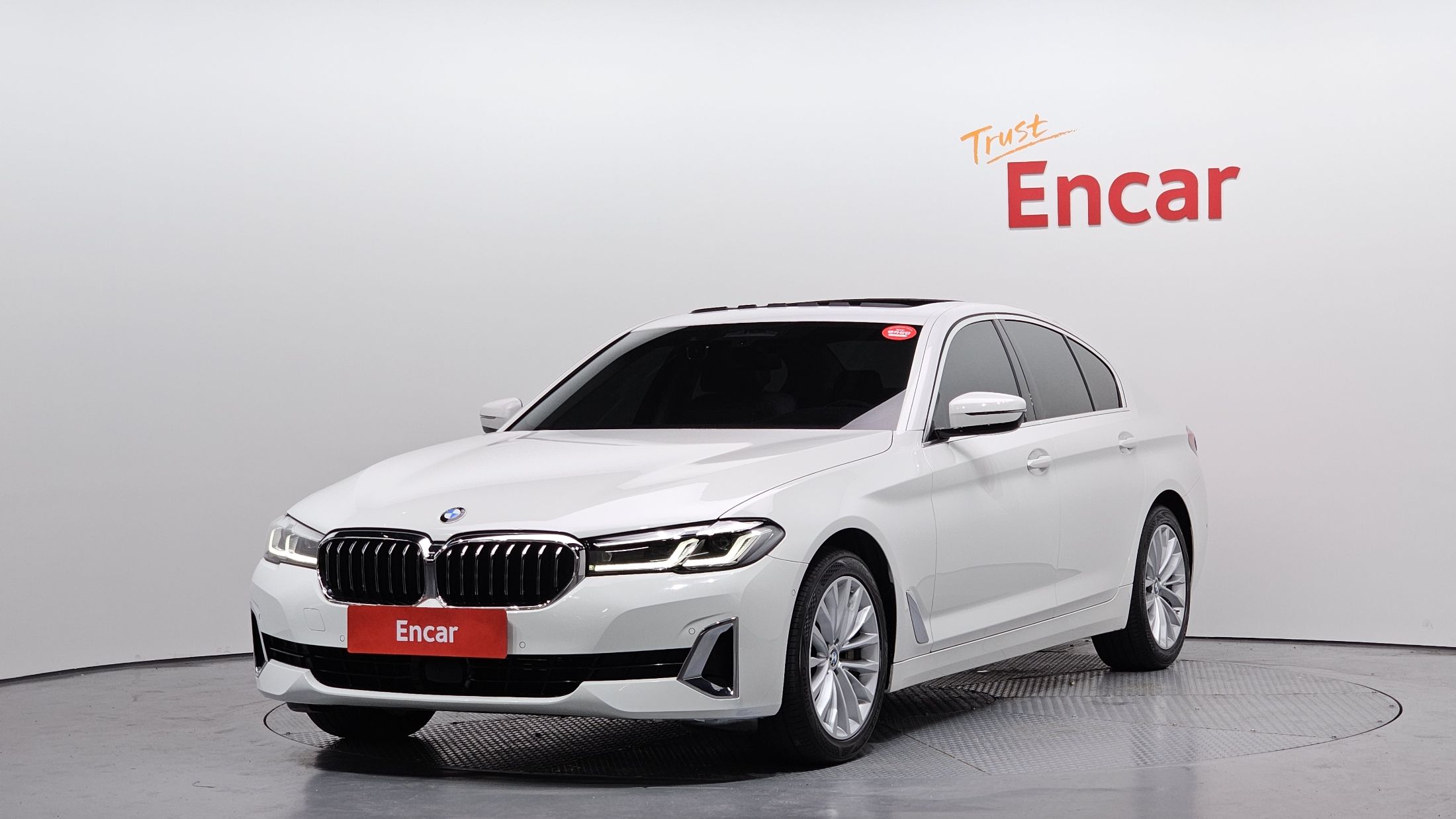 BMW 5-SERIES G30 2020