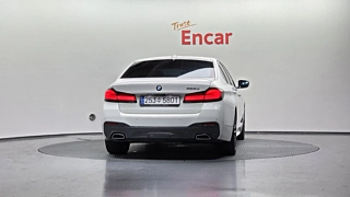 BMW 5-SERIES G30 2021