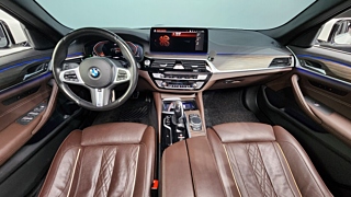 BMW 5-SERIES G30 2021
