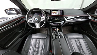 BMW 5-SERIES G30 2019