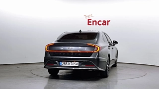 HYUNDAI SONATA DN8 2019