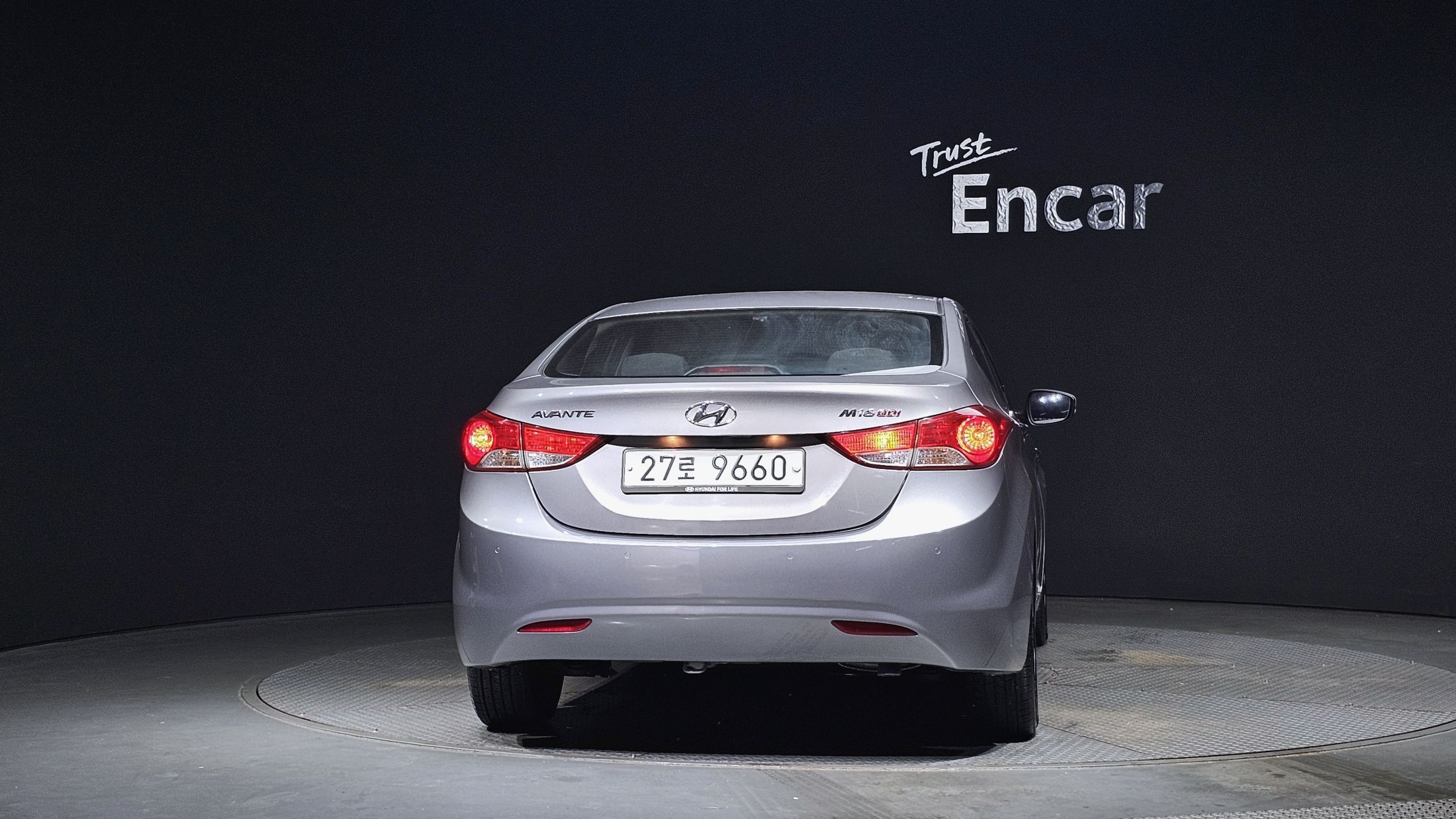 HYUNDAI AVANTE MD 2010