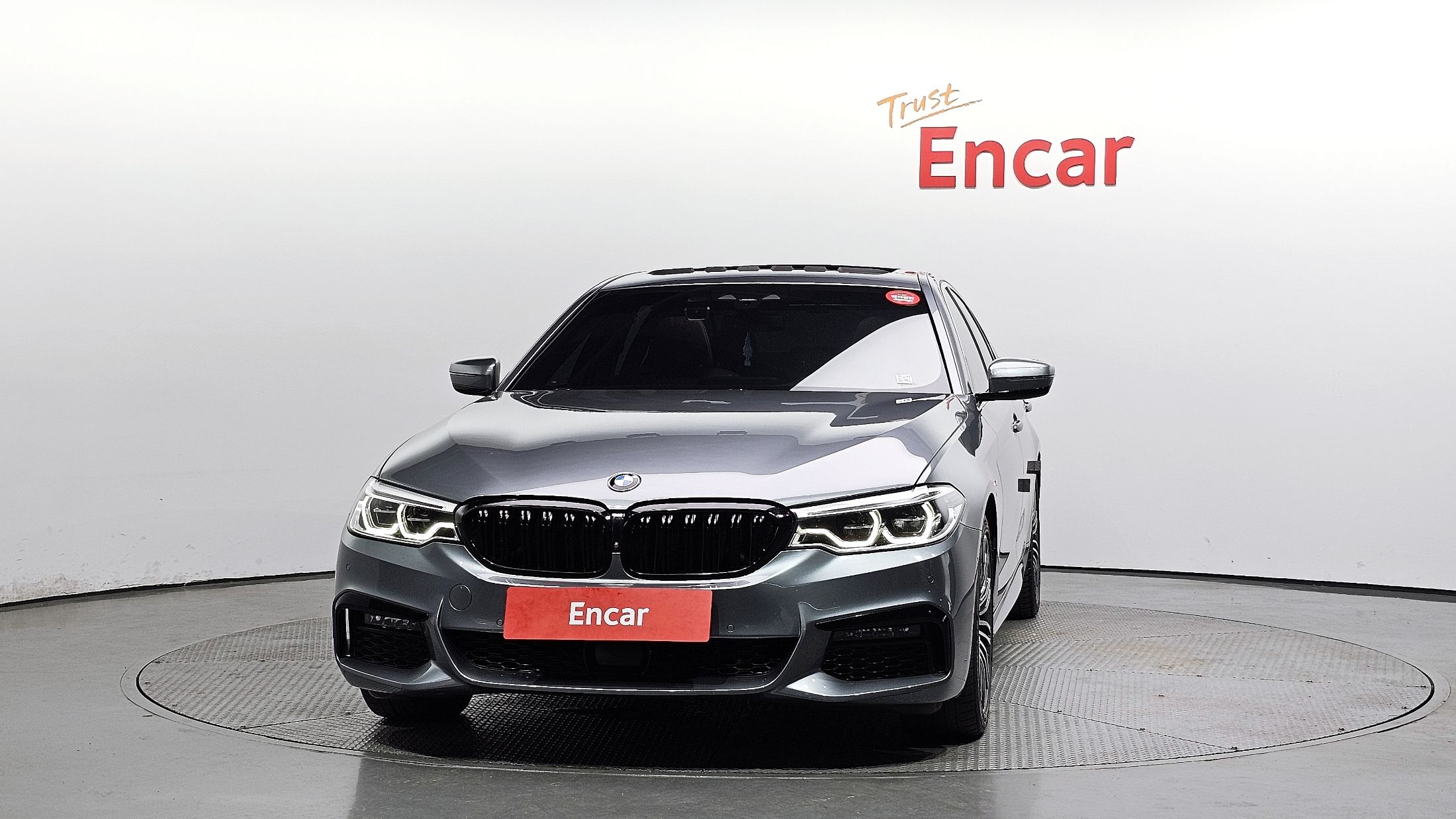 BMW 5-SERIES G30 2020