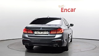BMW 5-SERIES G30 2020