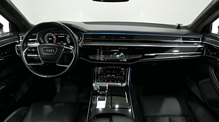 AUDI A8 D5 2020