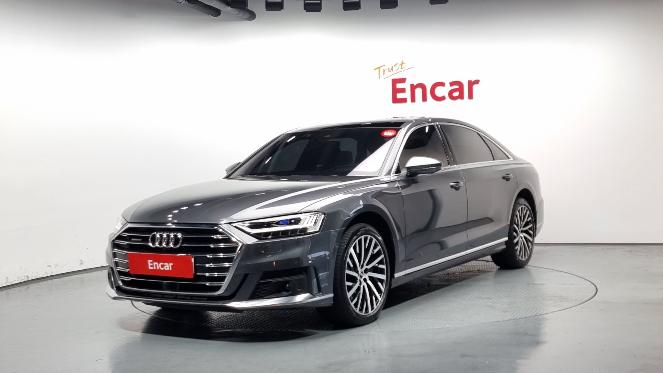 AUDI A8 D5