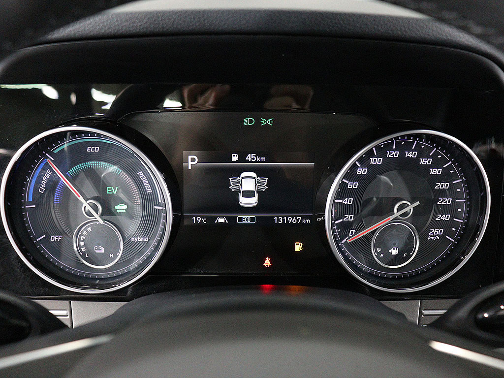 HYUNDAI GRANDEUR IG HYBRID