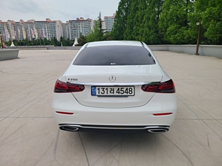 MERCEDES BENZ E-CLASS W213 2023