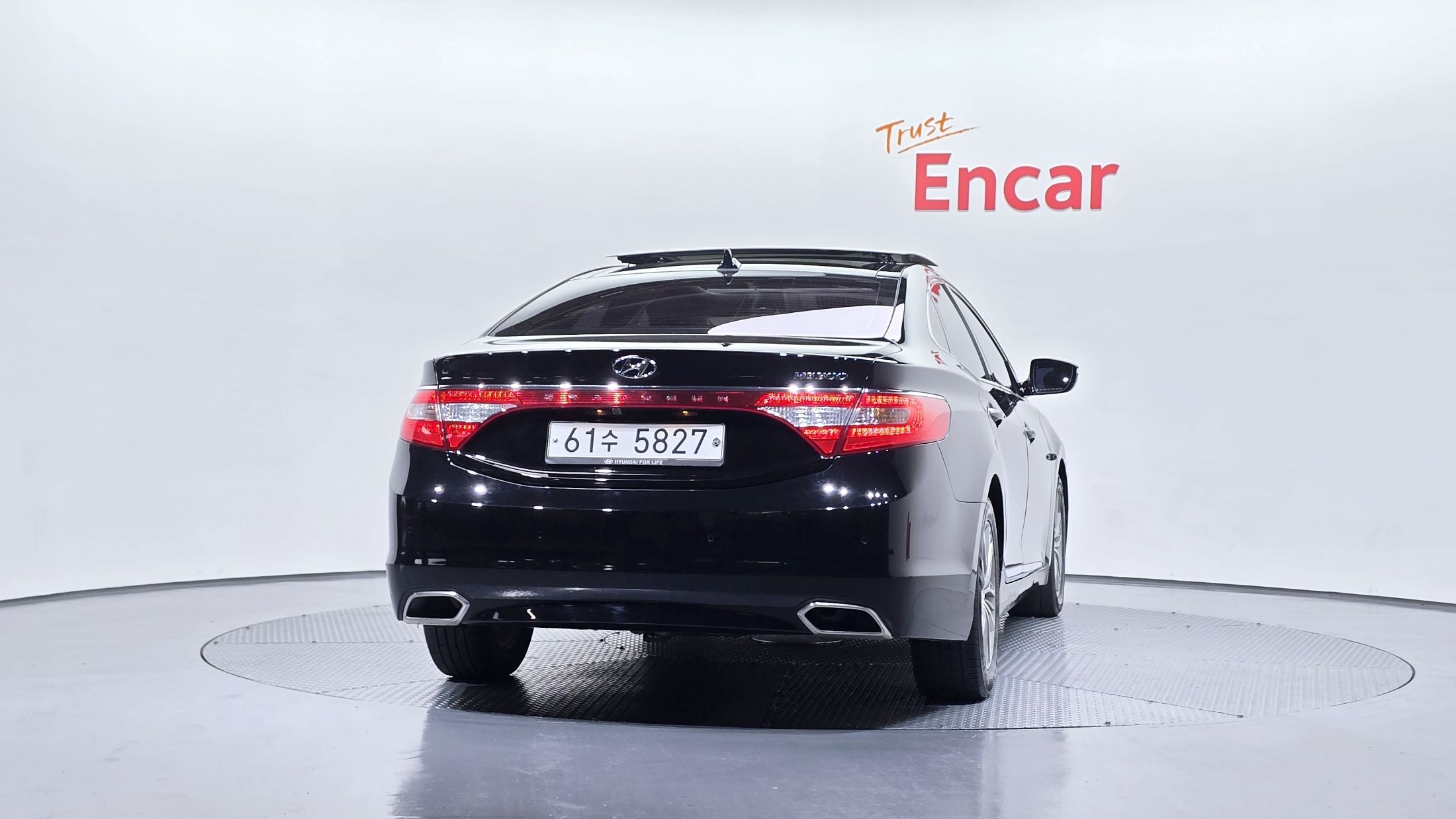 HYUNDAI GRANDEUR HG 2015