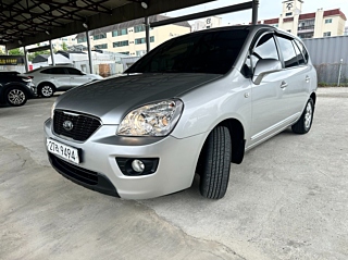 KIA CARENS 2011