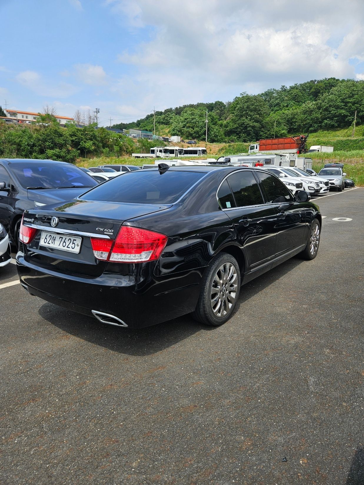 SSANGYONG CHAIRMAN W 2014