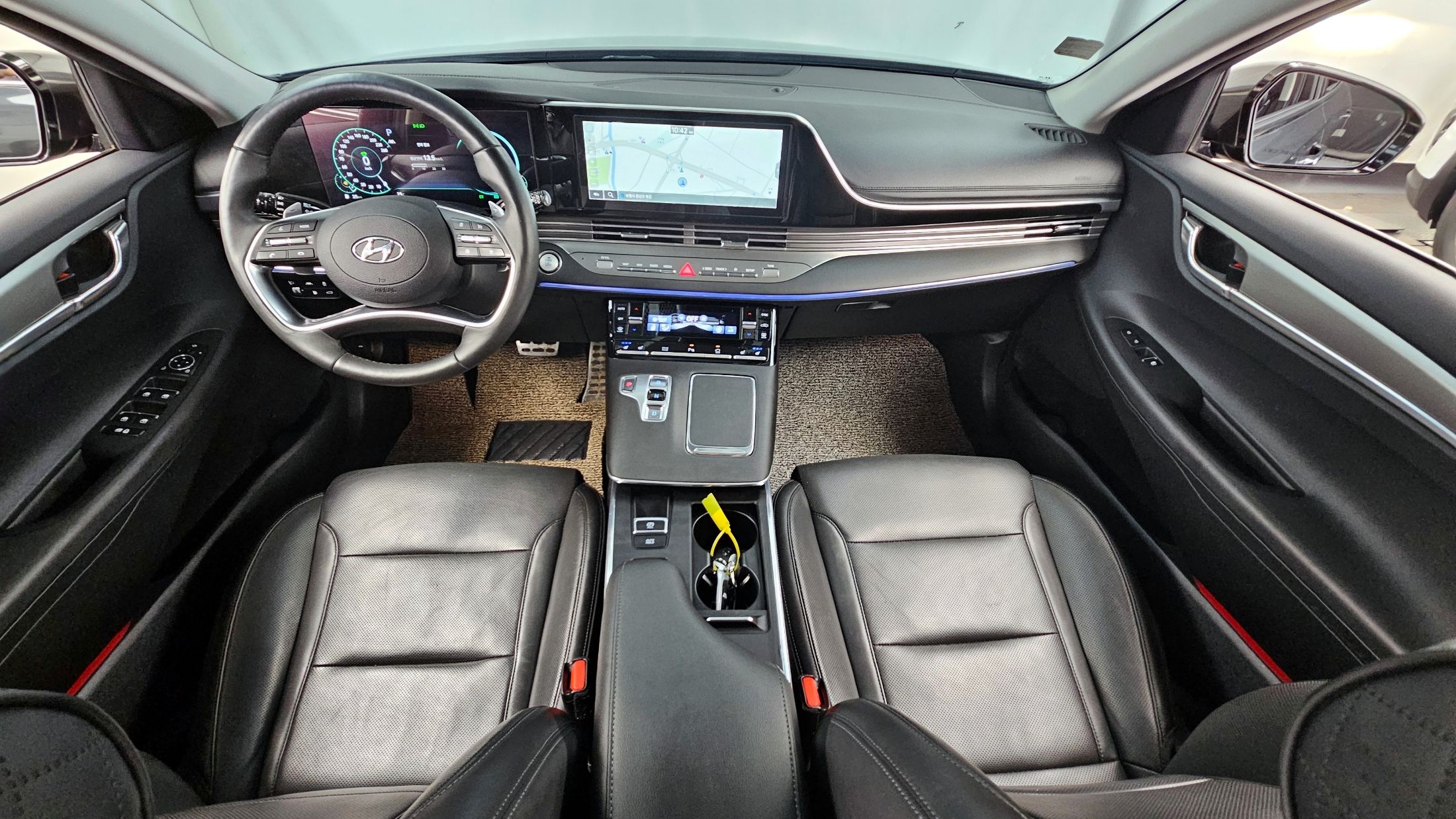 HYUNDAI GRANDEUR IG HYBRID