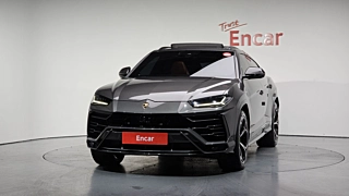 LAMBORGHINI URUS 2022