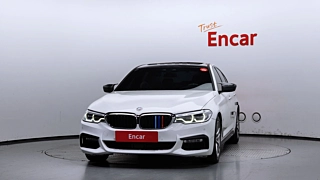 BMW 5-SERIES G30 2017