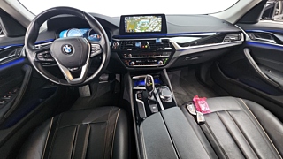 BMW 5-SERIES G30 2018
