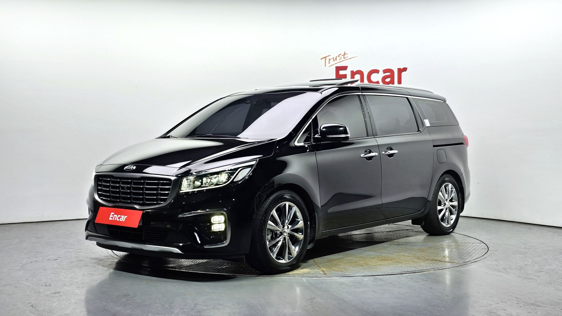 KIA CARNIVAL 2019