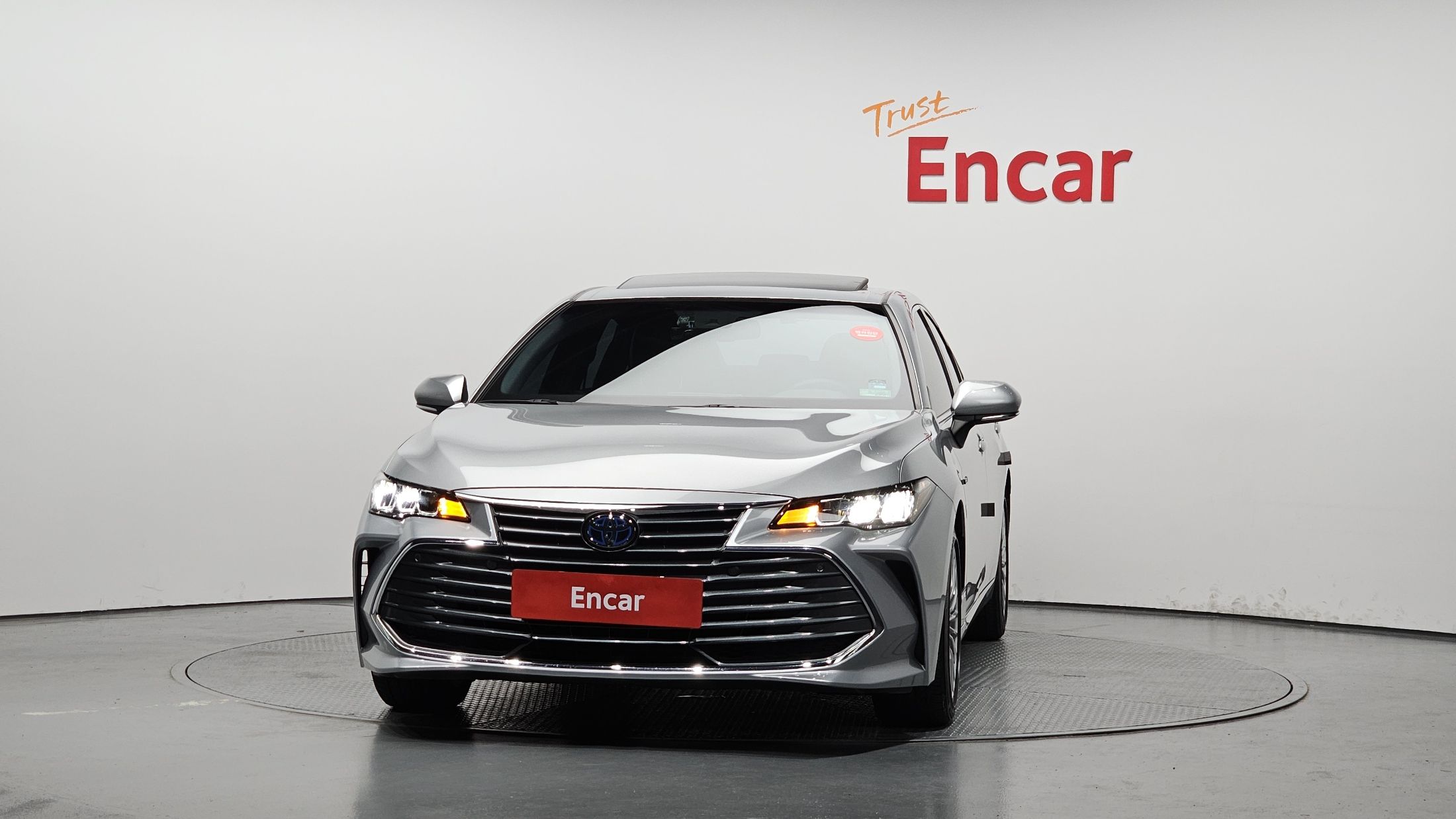 TOYOTA AVALON 2019