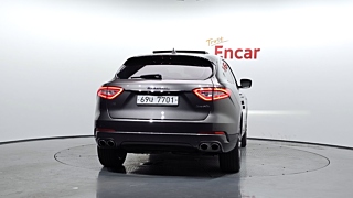 MASERATI LEVANTE 2018