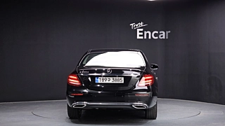 MERCEDES BENZ E-CLASS W213 2018
