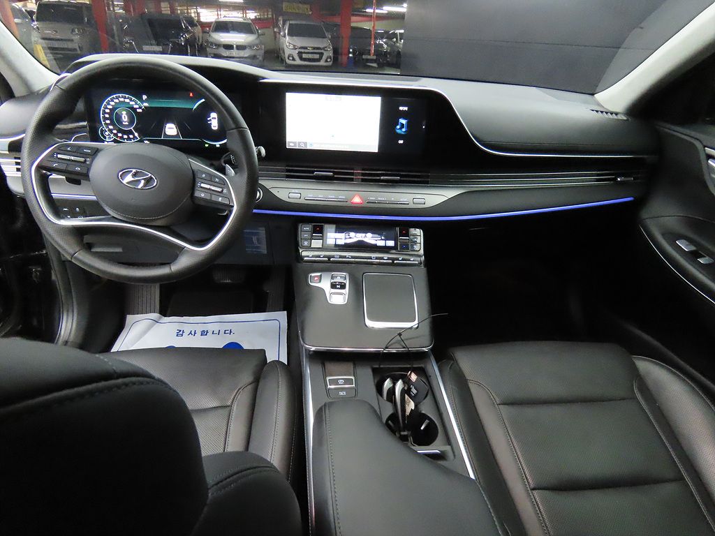 HYUNDAI GRANDEUR IG HYBRID