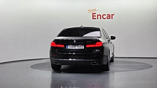 BMW 5-SERIES G30 2023