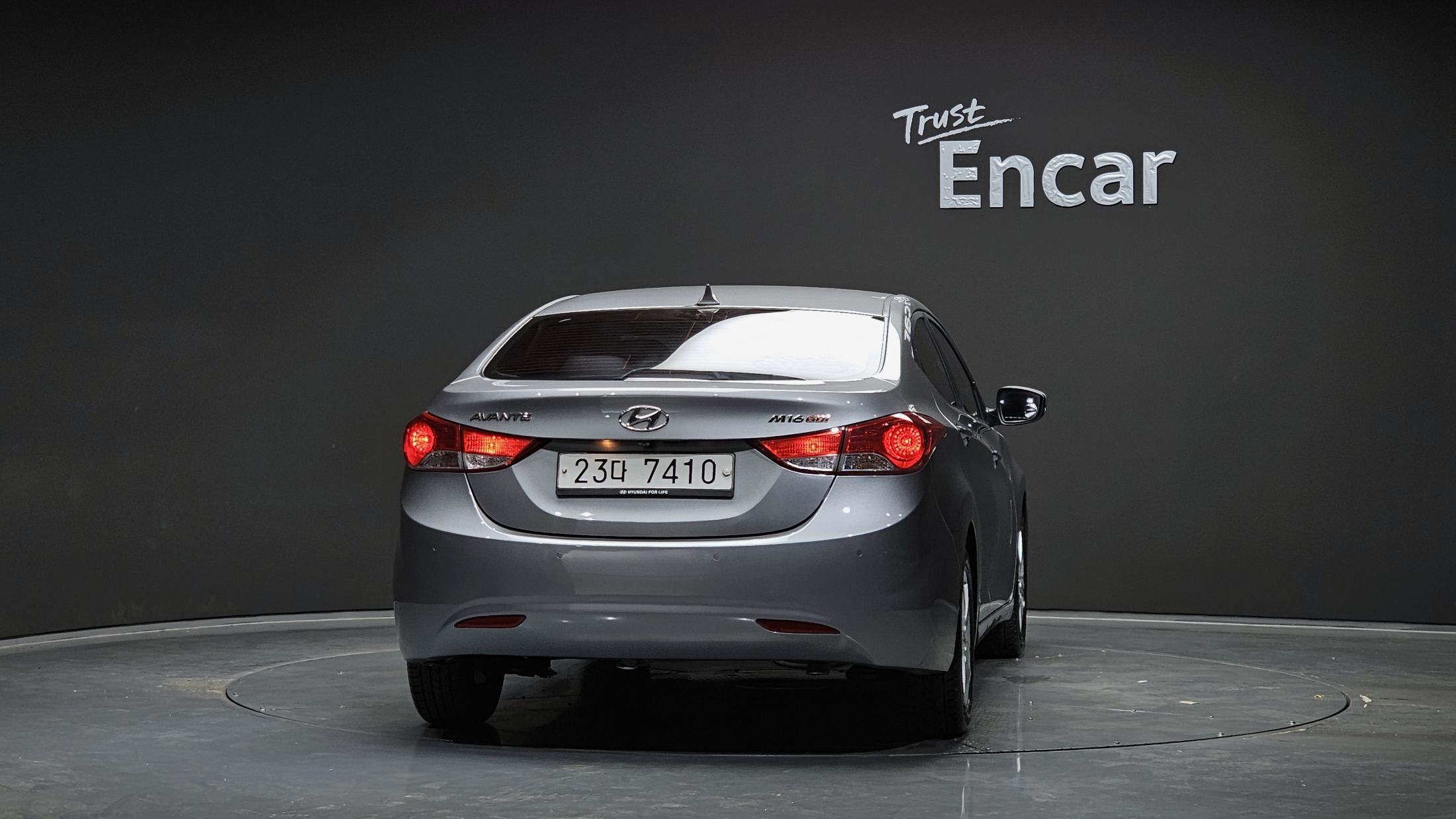HYUNDAI AVANTE MD 2011