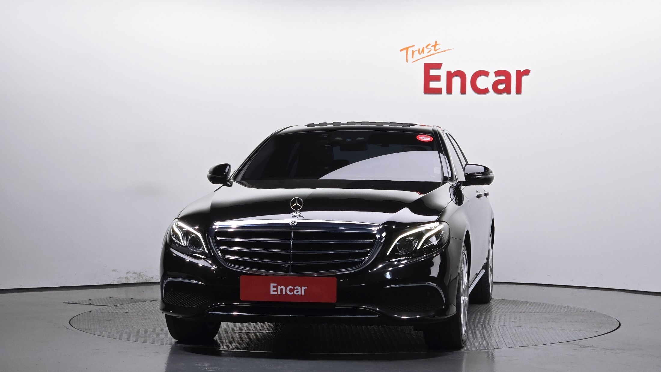MERCEDES BENZ E-CLASS W213 2018