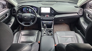 HYUNDAI GRANDEUR IG HYBRID 2017