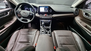 HYUNDAI GRANDEUR IG 2017