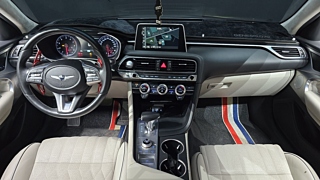 GENESIS G70 2018