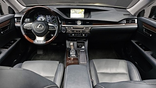 LEXUS ES300H 2018