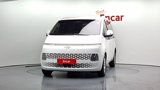 HYUNDAI STARIA 2023